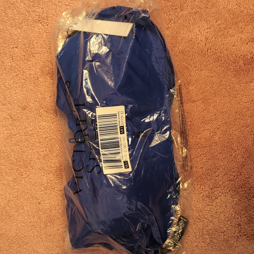 Knockout High Impact Front Close in Blue Oar (36D)